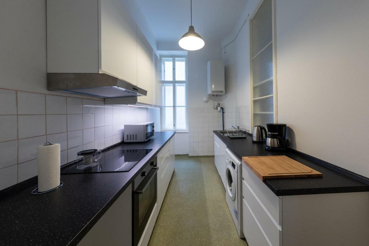 Vienna Dream Apartments City Center Bagian luar foto