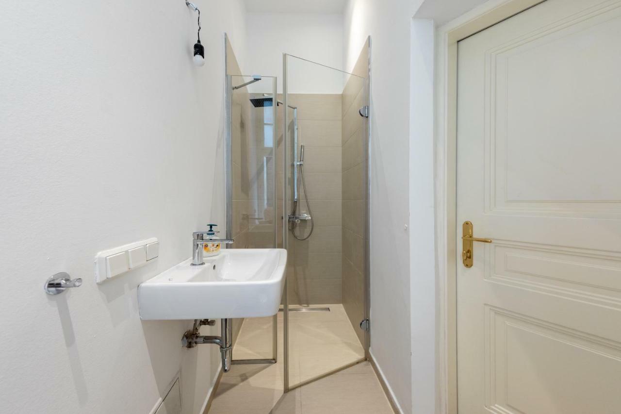 Vienna Dream Apartments City Center Bagian luar foto